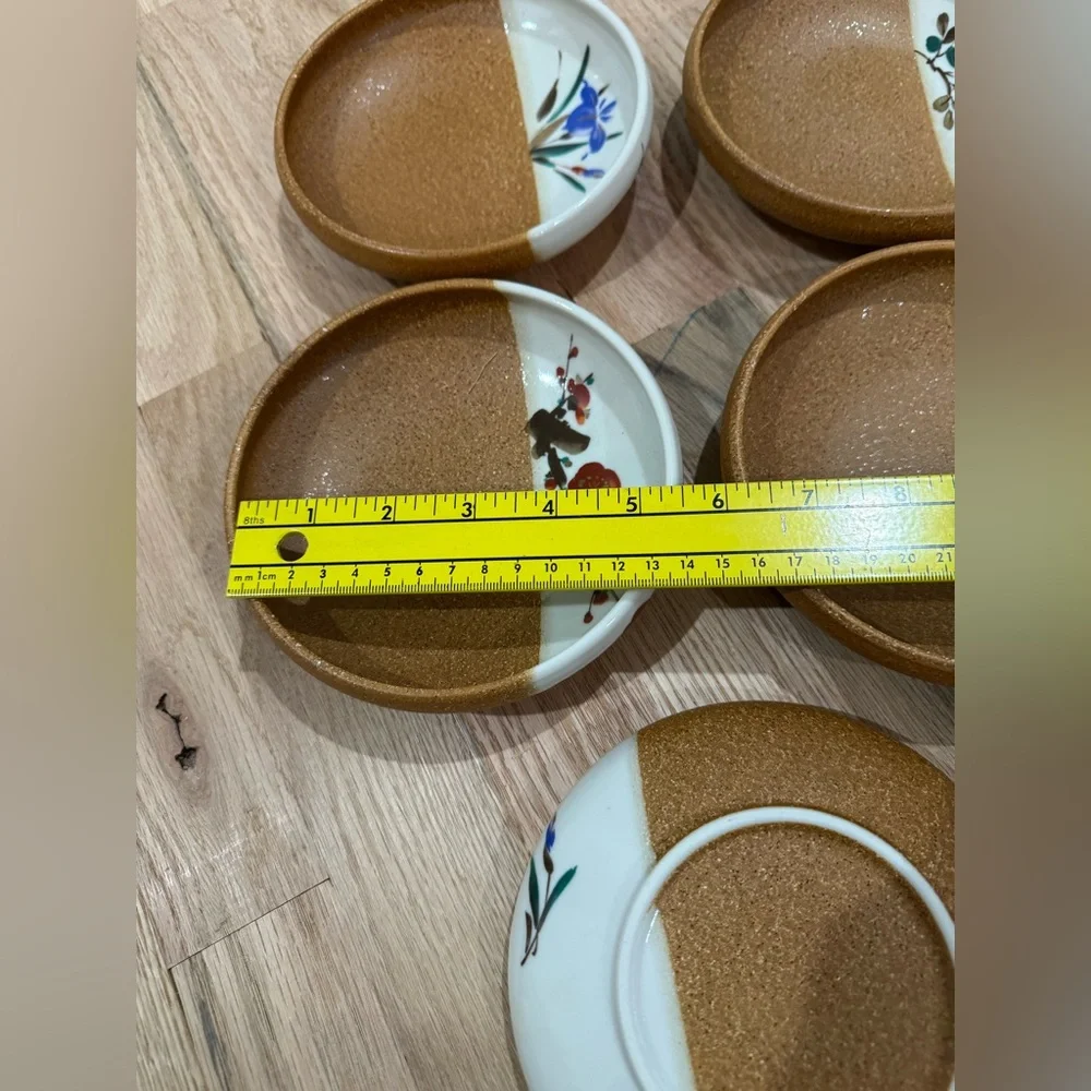 Set of 5 Handmade Painted Floral Plates‎ Tan and White 5.5”